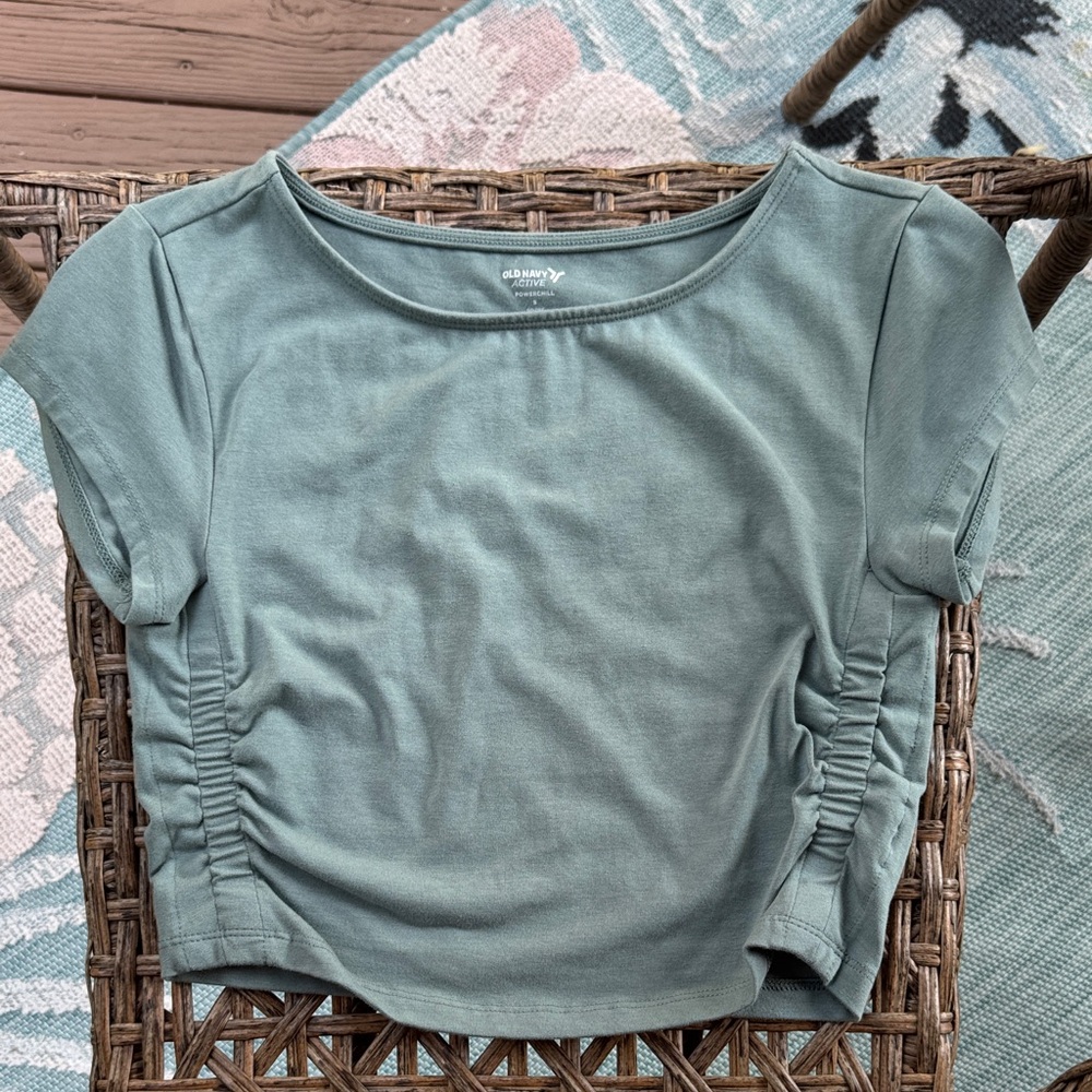 Old Navy Sage Teal Ruched Tee | Size Small | Like New | PowerChill | Cropped Top